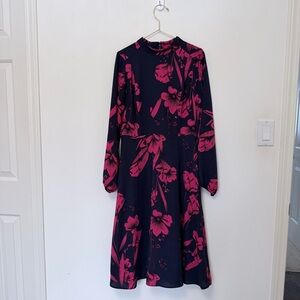 Gorgeous Floral Long Sleeve Dress